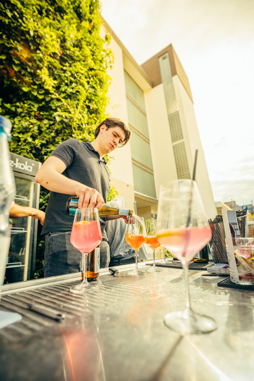 Frisch eingeschenkt — Spritz-Cocktails an der Outdoor-Bar