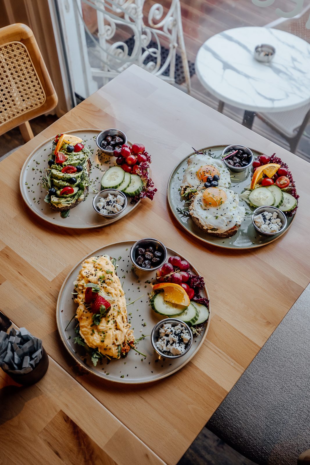 Drei Signature-Teller — das volle Brekkie-Erlebnis